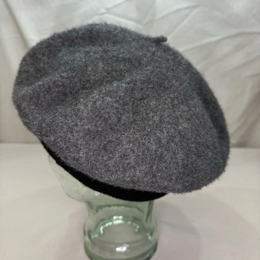 Charcoal Gray and Black Wool Beret Hat